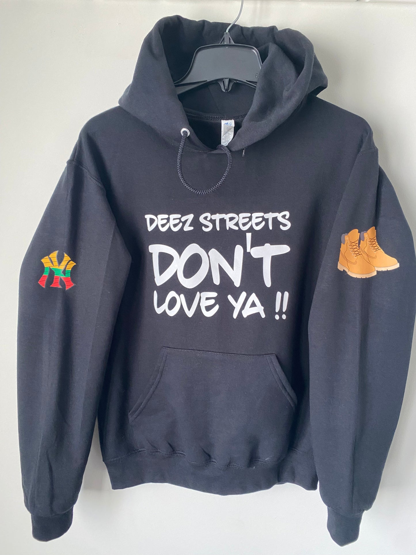 NY DEEZ STREETS DON'T LOVE YA